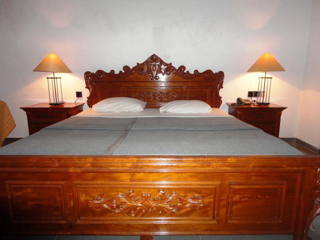 Hotel Country Comfort Ella Quarto foto